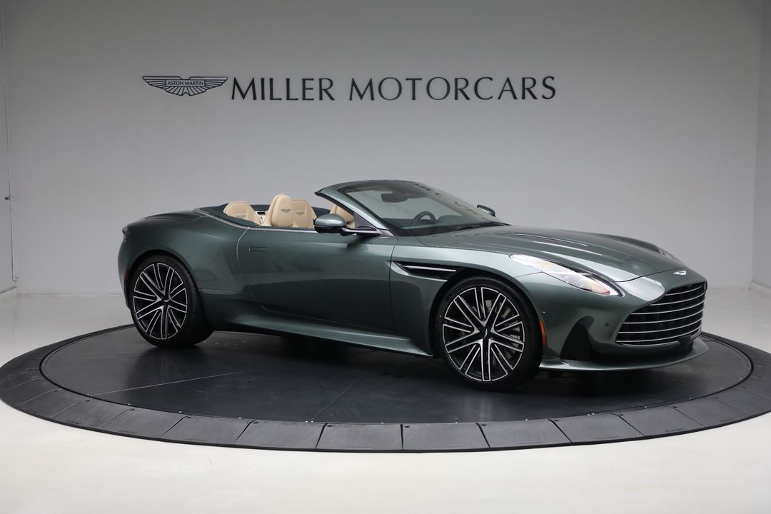 2025 Aston Martin DB12