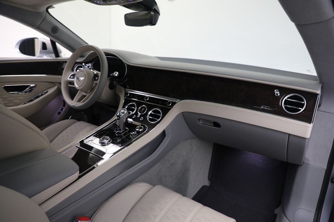 2025 Bentley Continental