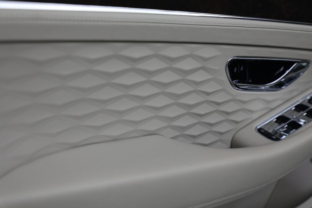 2025 Bentley Continental
