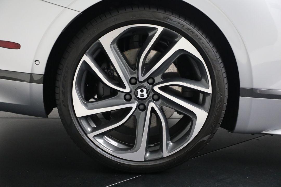2025 Bentley Continental