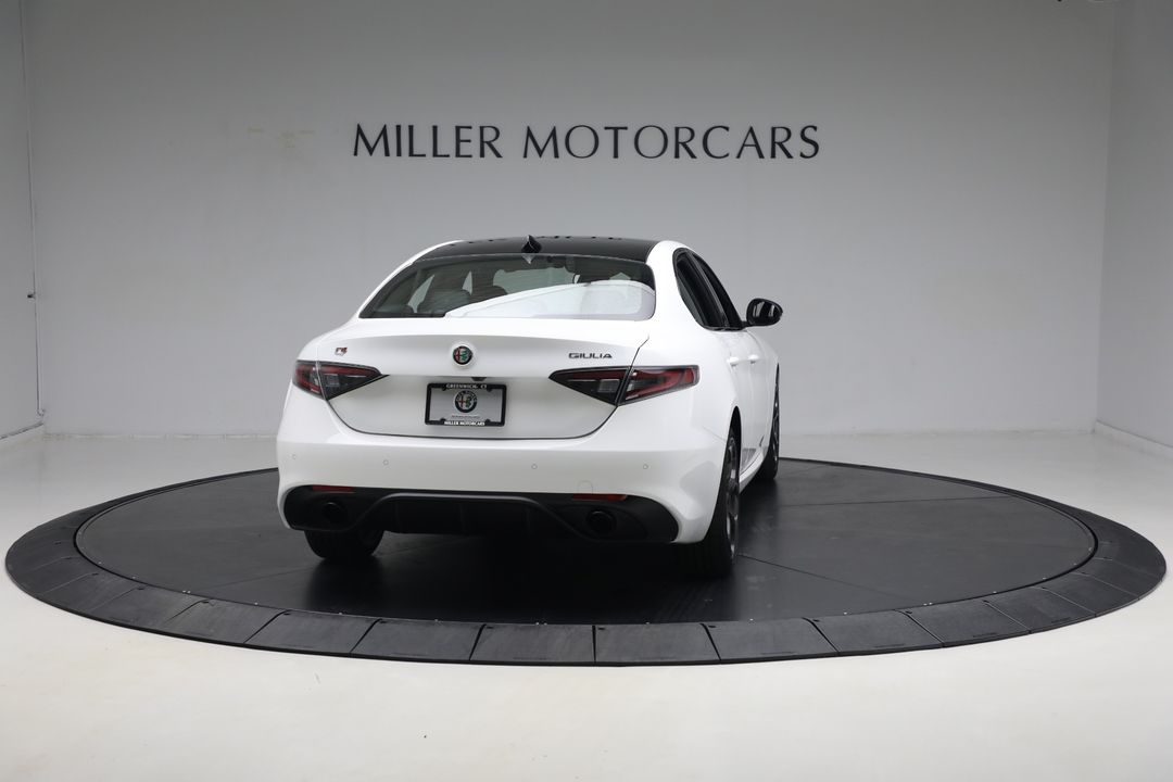 2025 Alfa Romeo Giulia