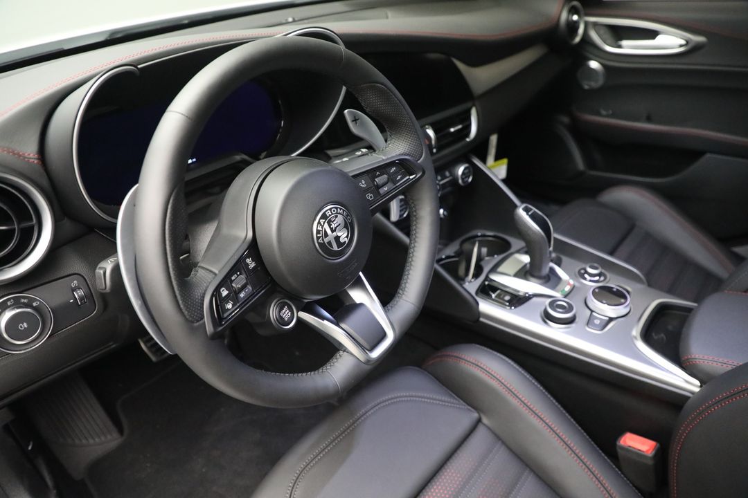 2025 Alfa Romeo Giulia