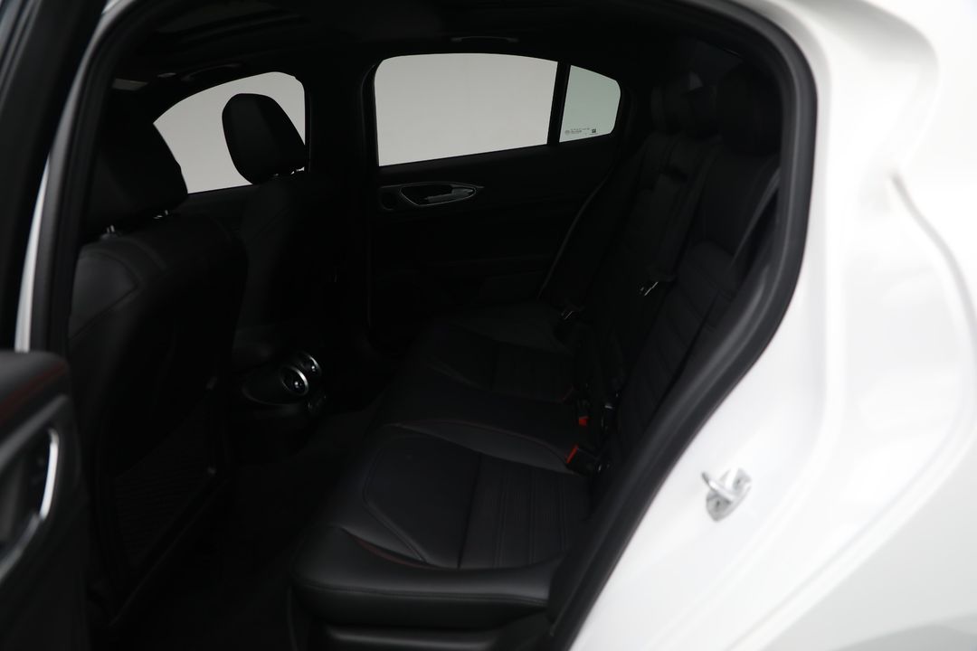 2025 Alfa Romeo Giulia
