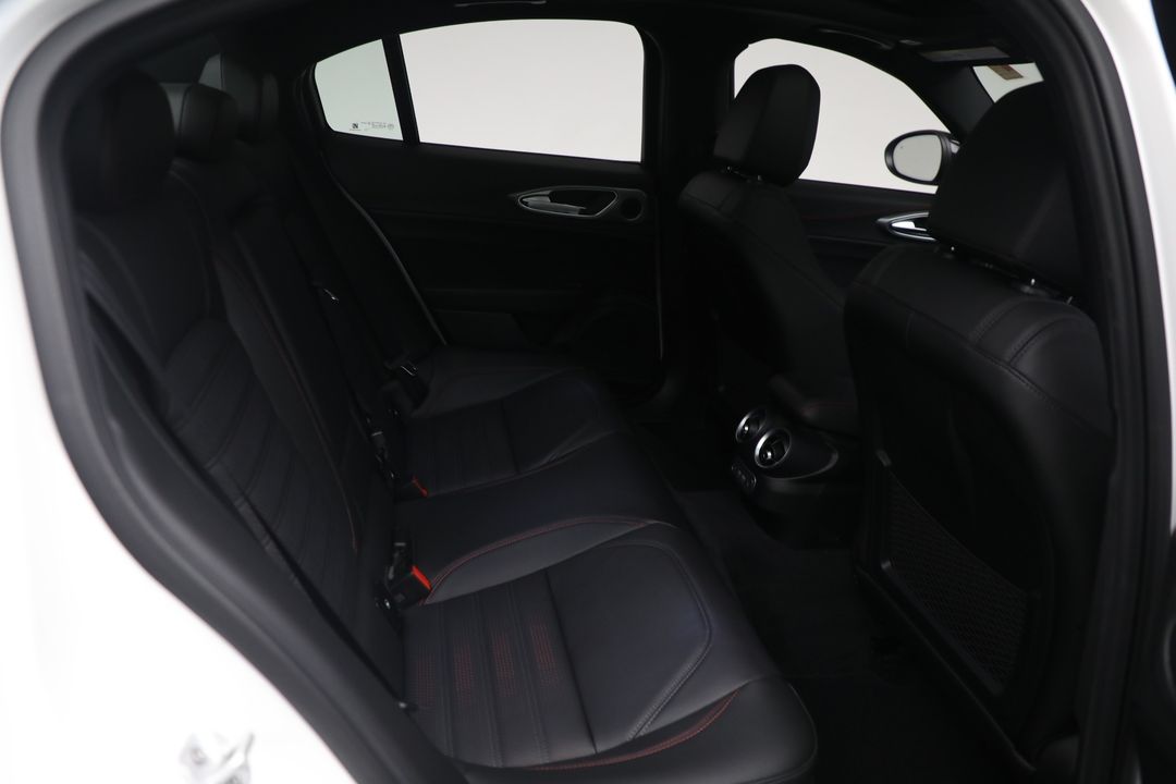 2025 Alfa Romeo Giulia