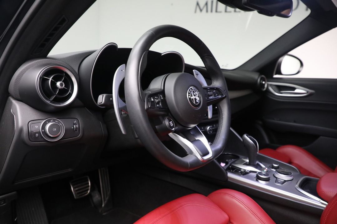 2025 Alfa Romeo Giulia