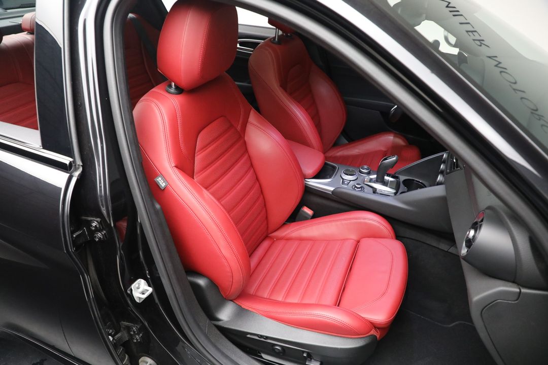 2025 Alfa Romeo Giulia