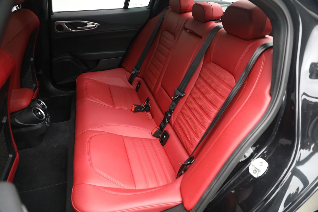 2025 Alfa Romeo Giulia