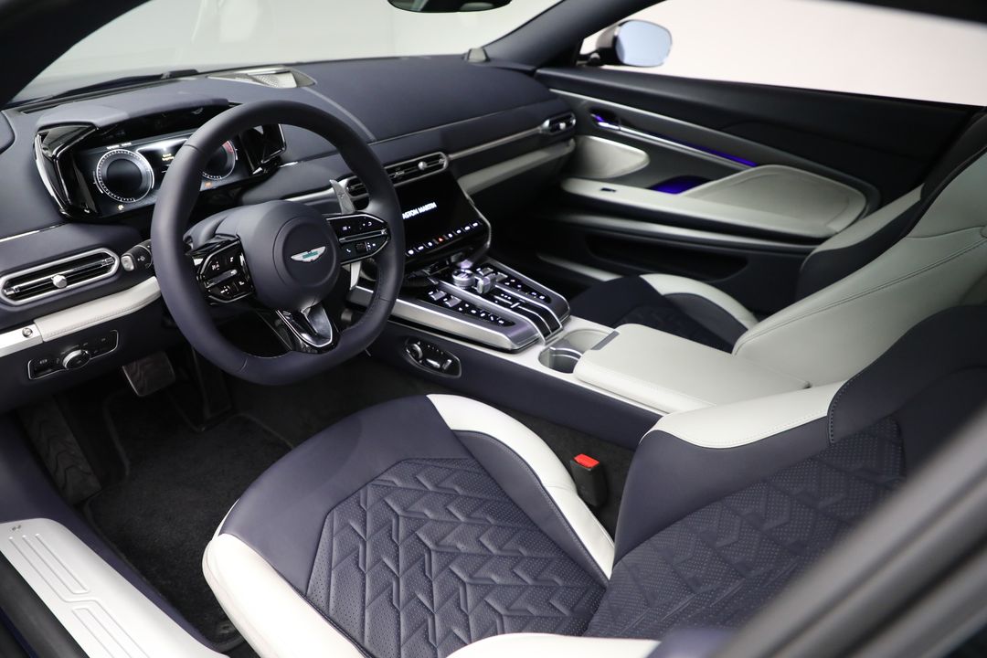 2025 Aston Martin Vanquish