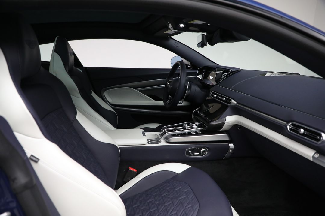 2025 Aston Martin Vanquish