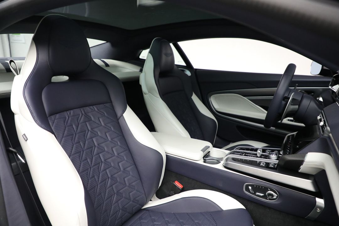 2025 Aston Martin Vanquish