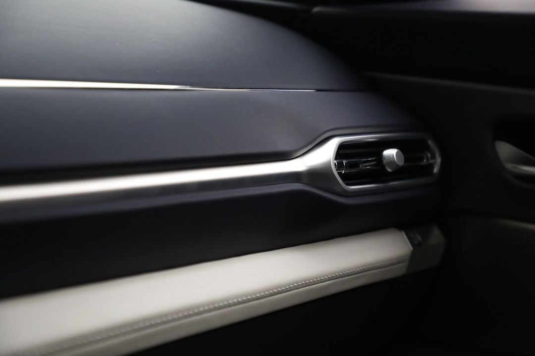 2025 Aston Martin Vanquish