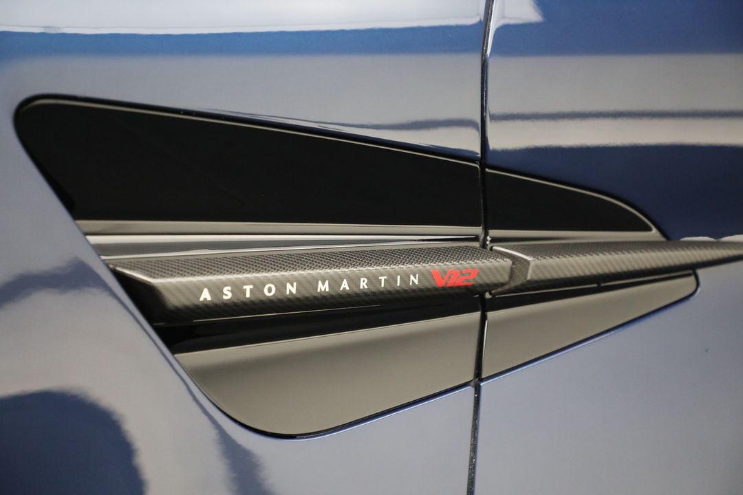 2025 Aston Martin Vanquish