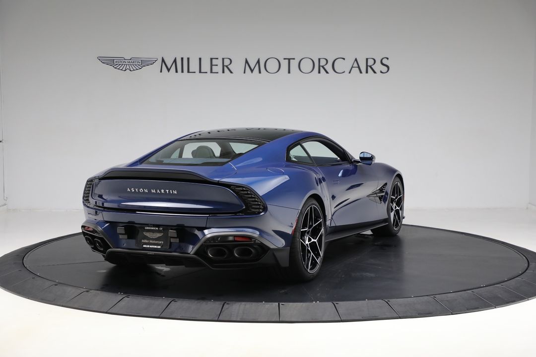 2025 Aston Martin Vanquish