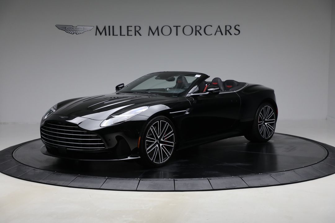 2025 Aston Martin DB12