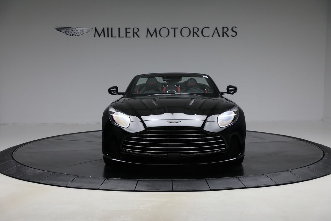2025 Aston Martin DB12