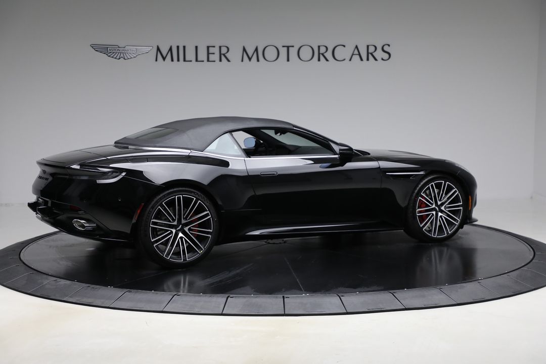 2025 Aston Martin DB12