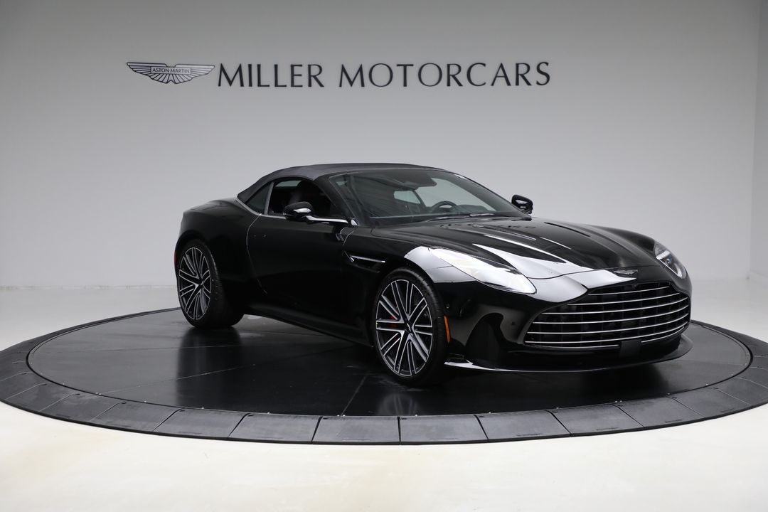 2025 Aston Martin DB12