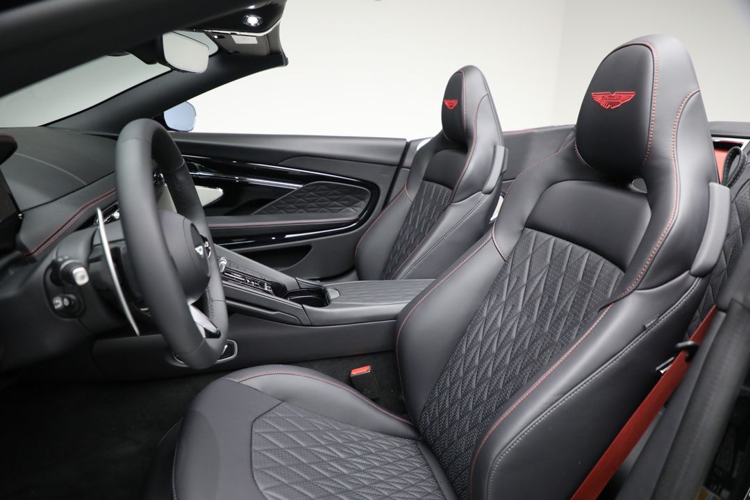2025 Aston Martin DB12