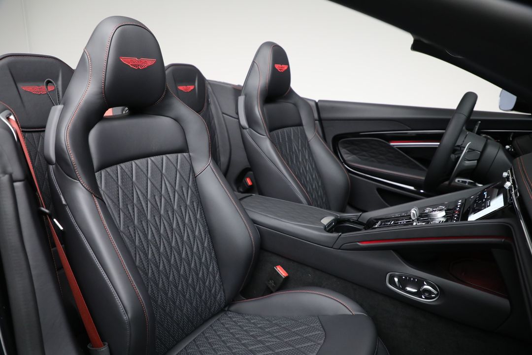 2025 Aston Martin DB12