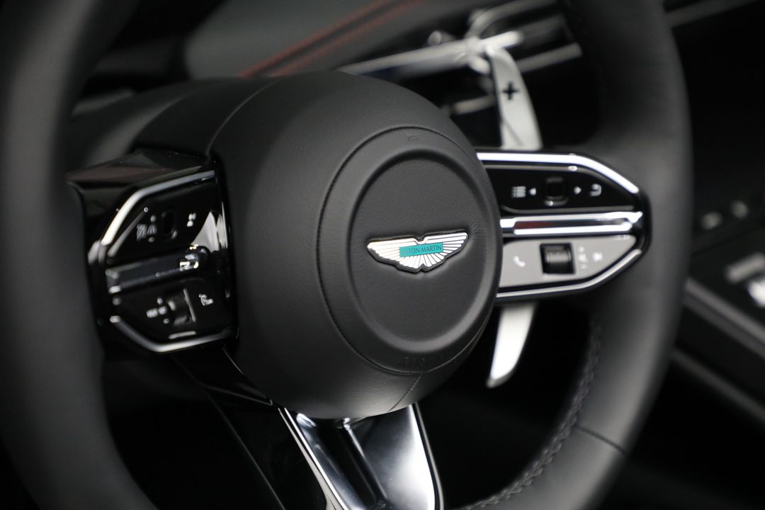 2025 Aston Martin DB12
