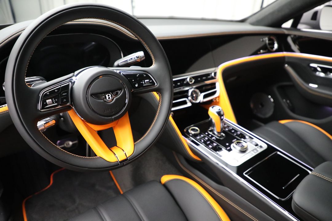 2025 Bentley Flying Spur