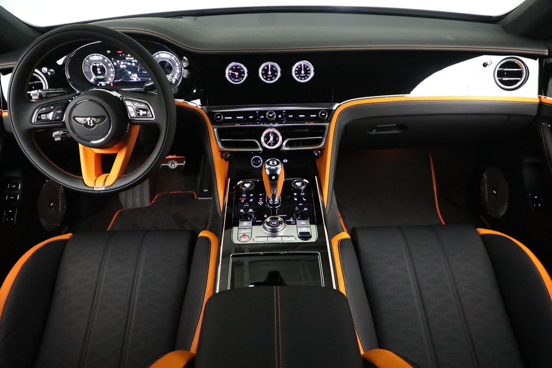 2025 Bentley Flying Spur