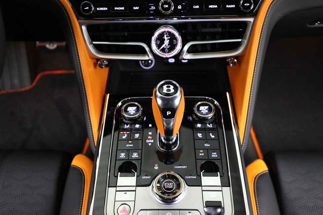 2025 Bentley Flying Spur