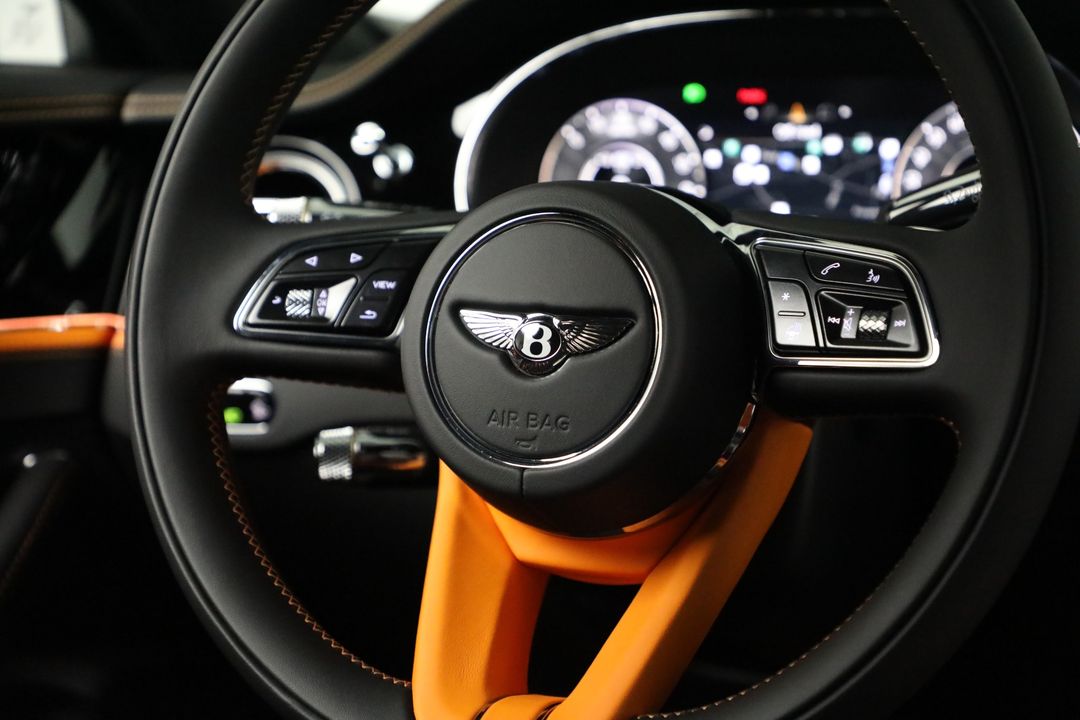 2025 Bentley Flying Spur