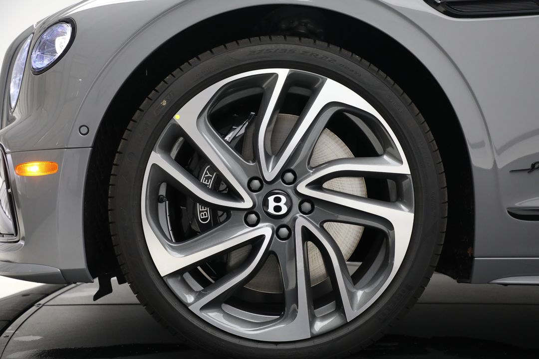 2025 Bentley Flying Spur