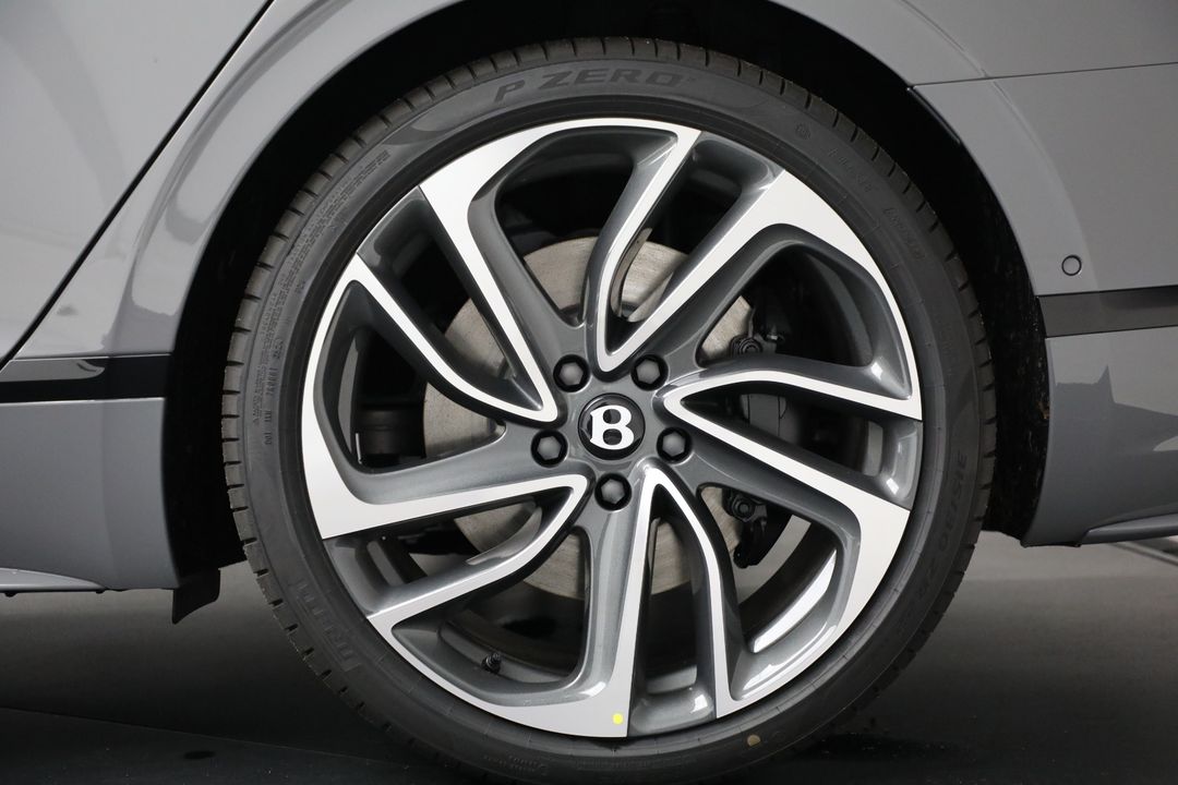 2025 Bentley Flying Spur