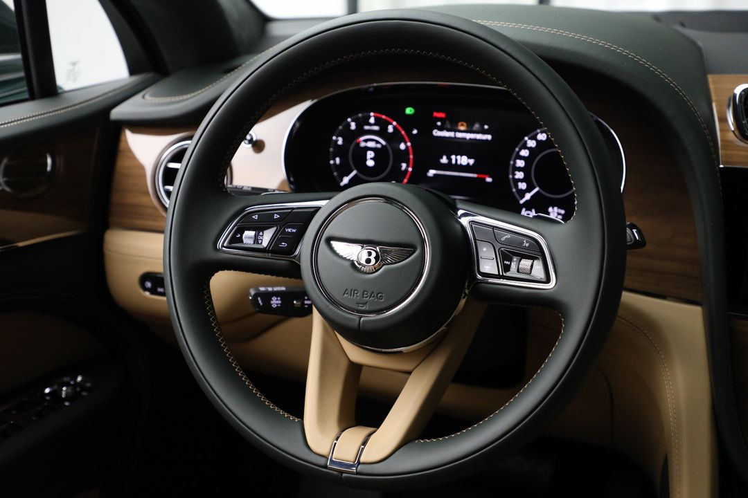 2025 Bentley Bentayga