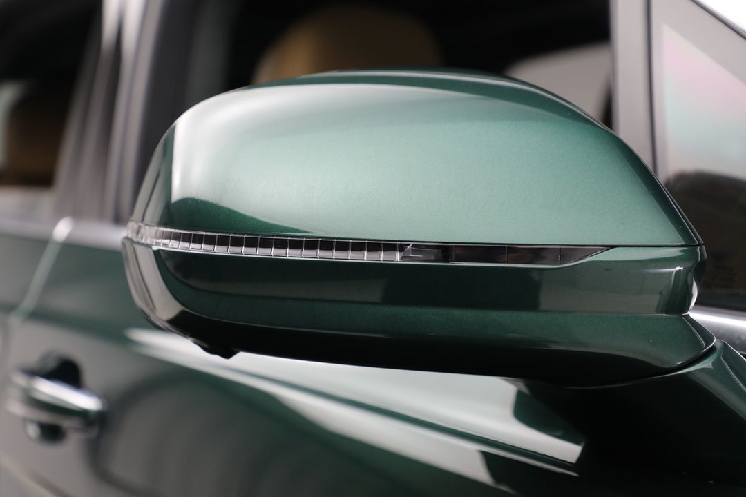 2025 Bentley Bentayga