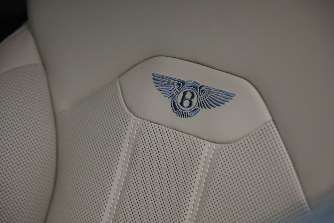 2025 Bentley Bentayga