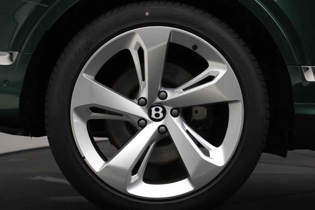 2025 Bentley Bentayga