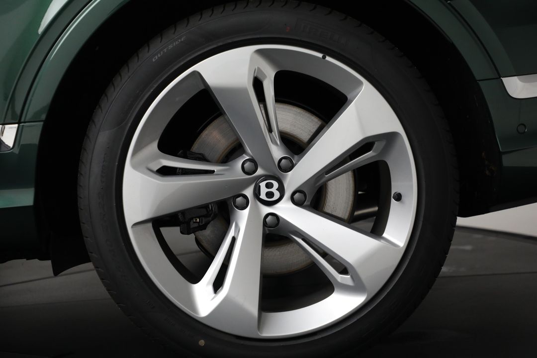 2025 Bentley Bentayga
