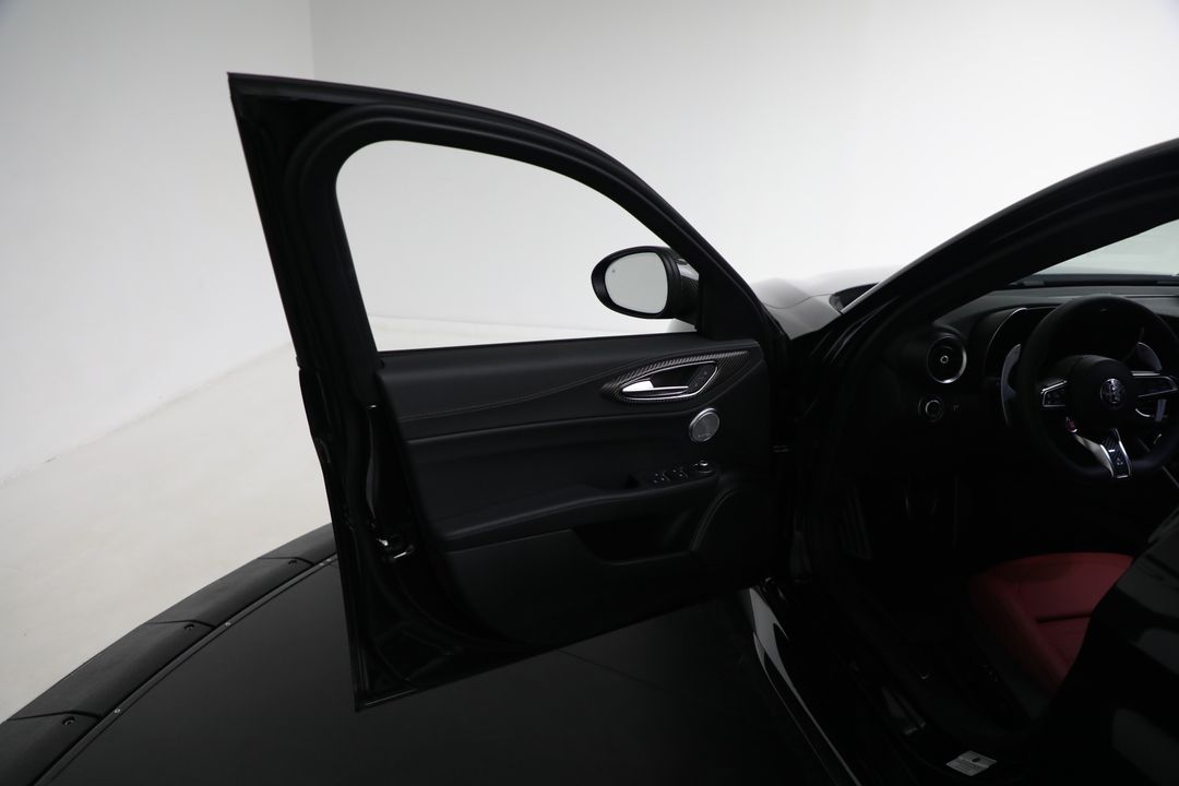 2024 Alfa Romeo Giulia
