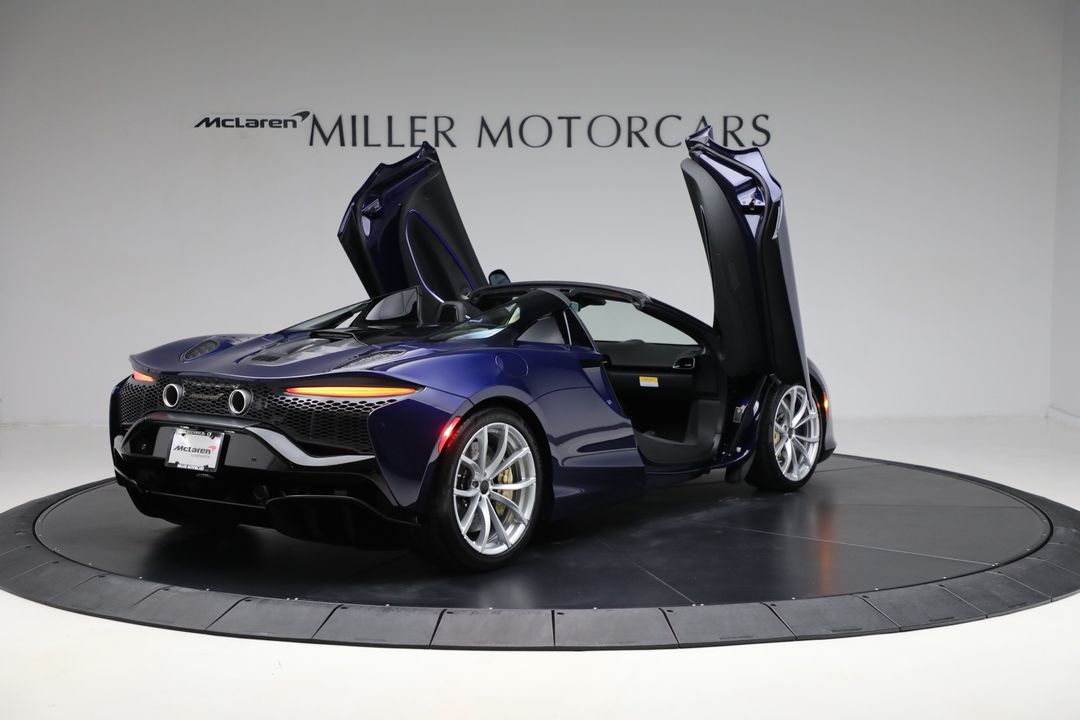 2025 McLaren Artura Spider