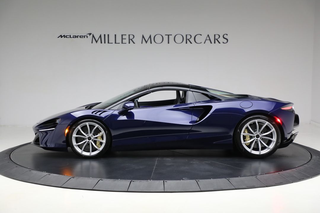 2025 McLaren Artura Spider