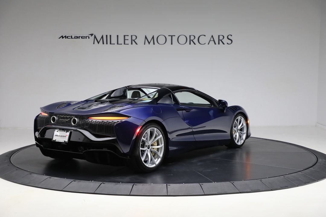 2025 McLaren Artura Spider