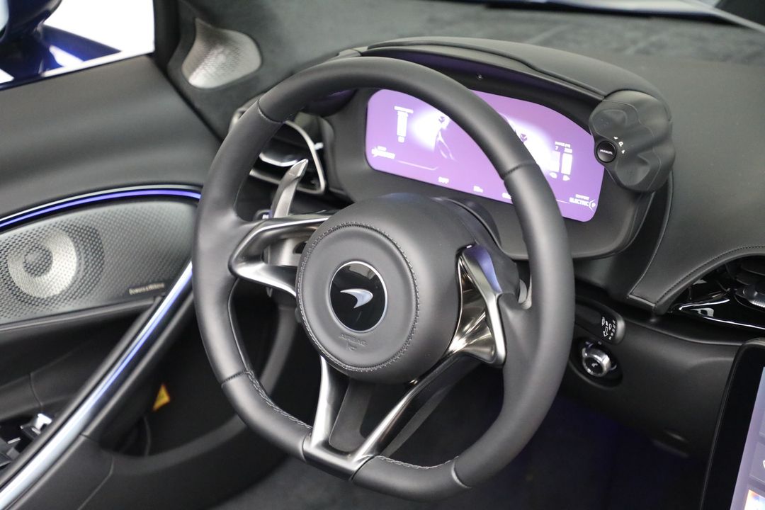 2025 McLaren Artura Spider
