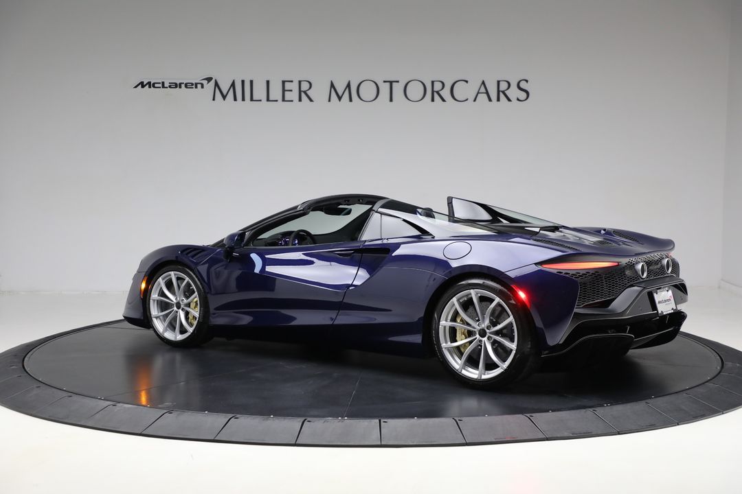 2025 McLaren Artura Spider