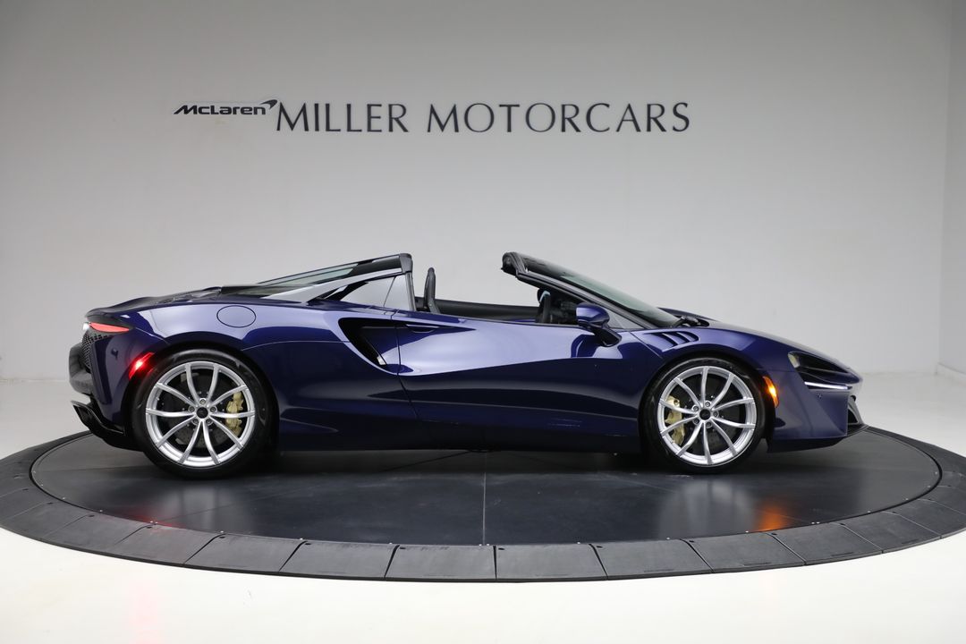 2025 McLaren Artura Spider