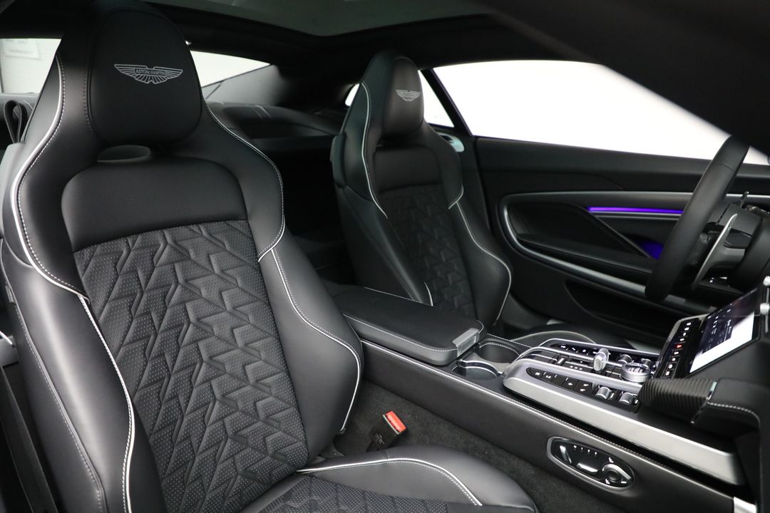 2025 Aston Martin Vanquish