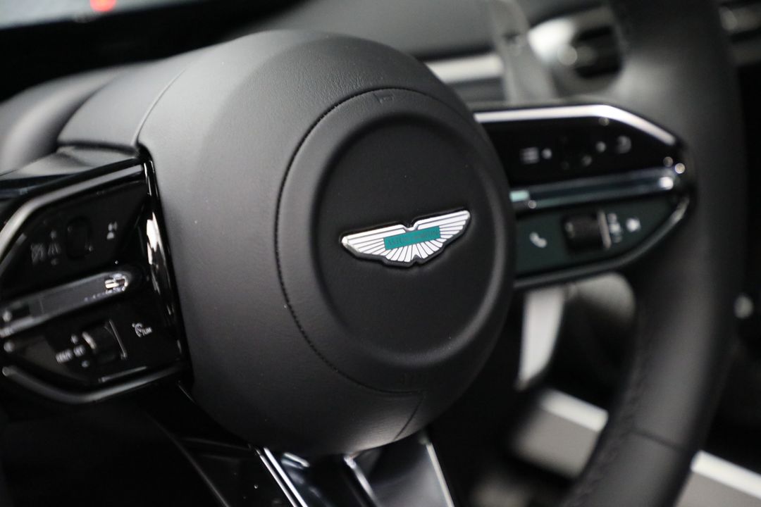 2025 Aston Martin Vanquish
