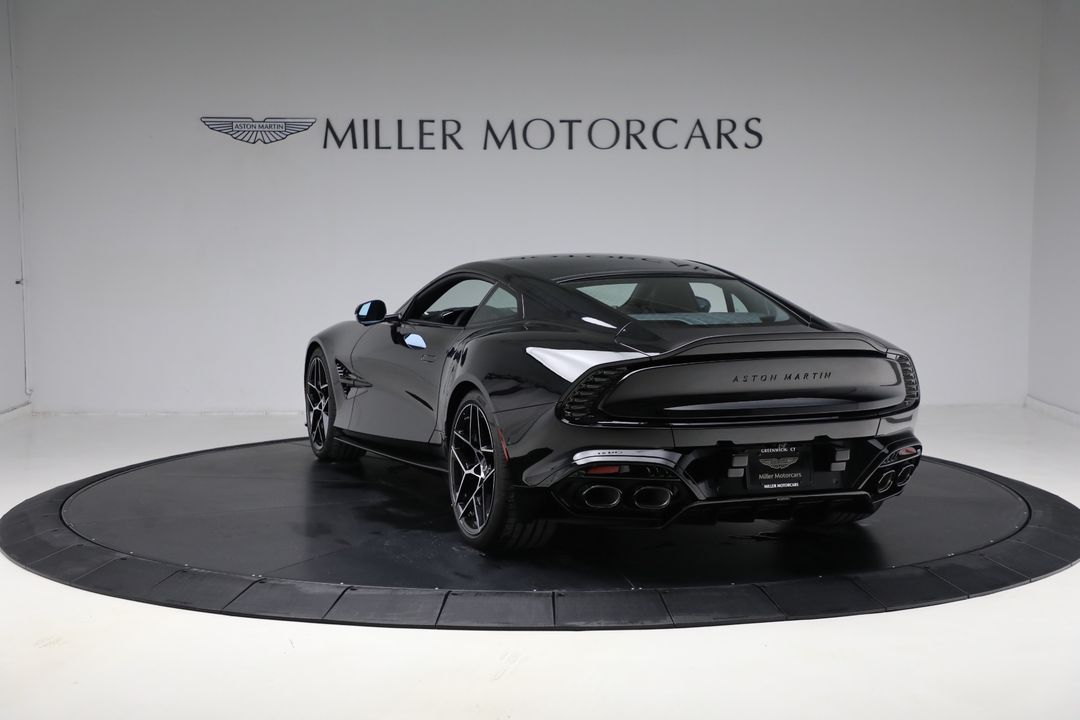 2025 Aston Martin Vanquish
