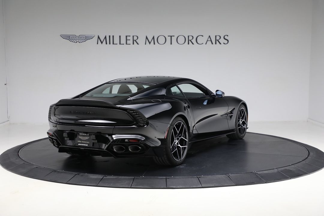 2025 Aston Martin Vanquish