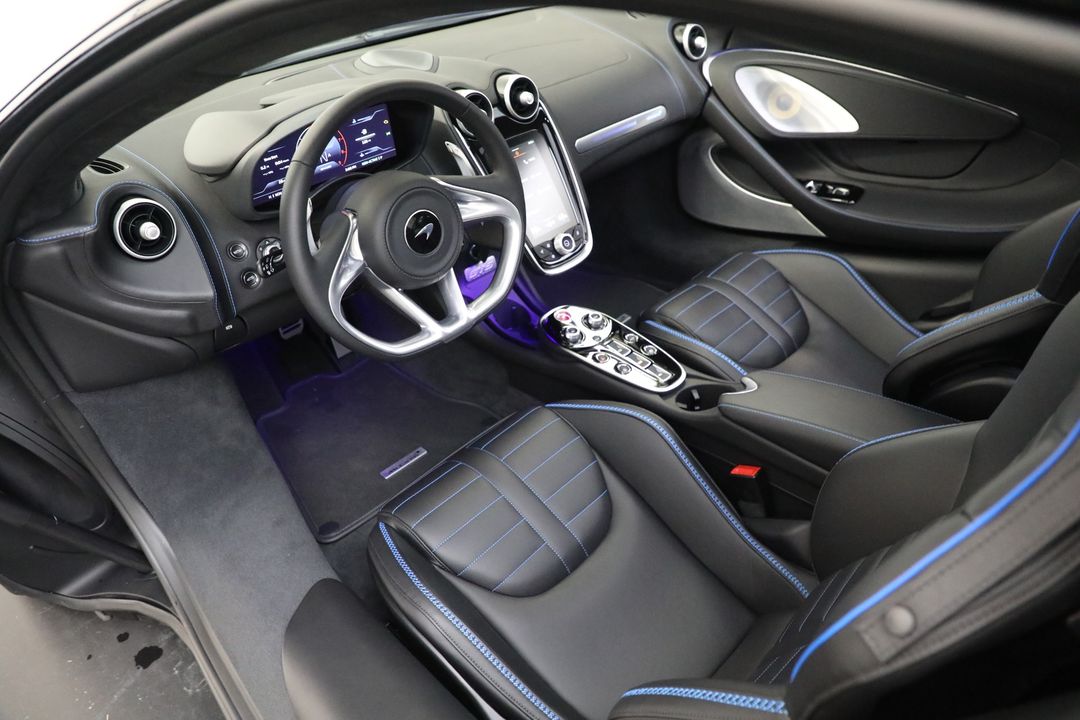 2025 McLaren GTS