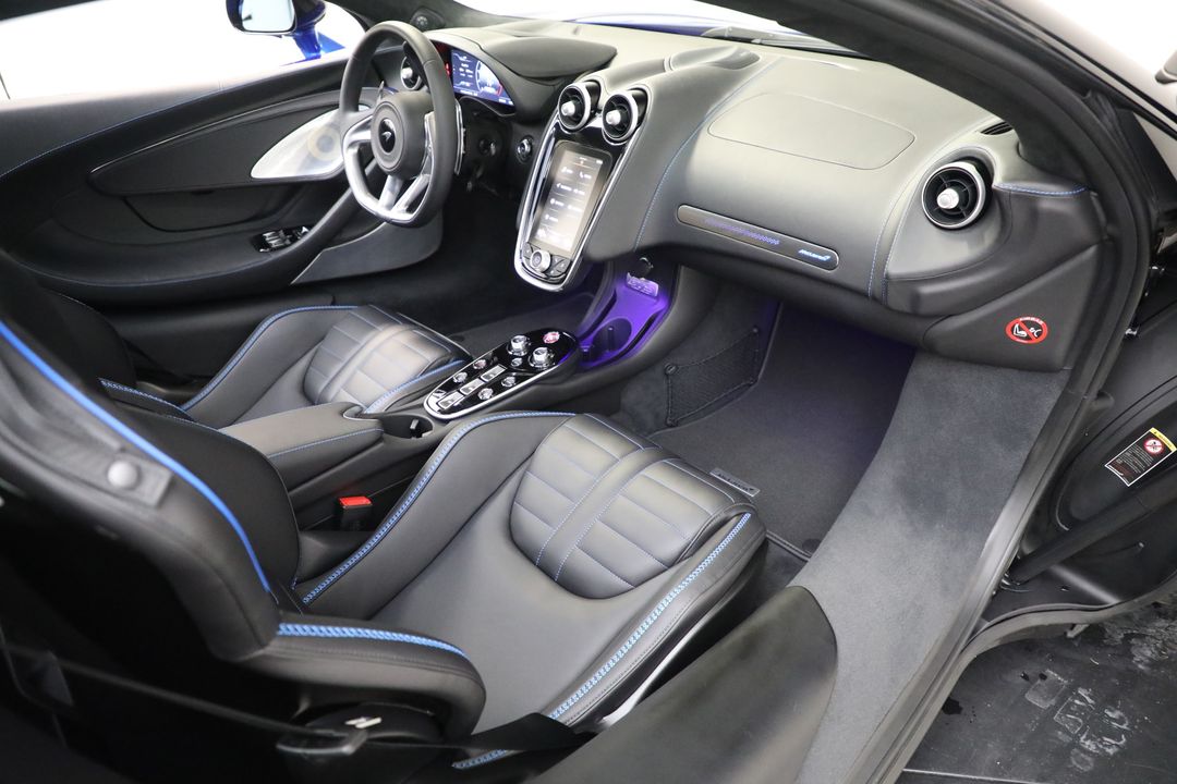 2025 McLaren GTS