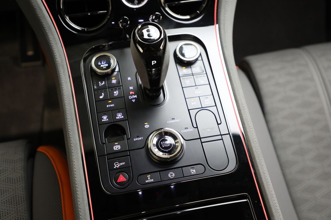 2025 Bentley Continental