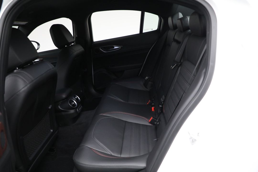 2024 Alfa Romeo Giulia